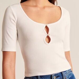 NWT ABERCROMBIE AND FITCH WHITE BUTTON DETAIL CUTOUT TOP